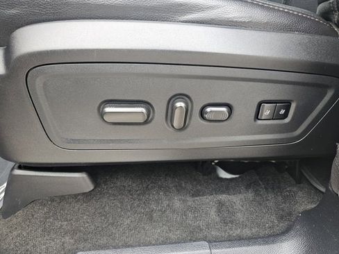 Used 2017 Lincoln Navigator Reserve image 35