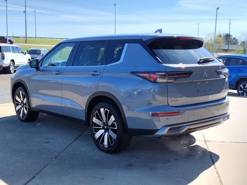 New 2026 Mitsubishi Outlander SE AWD/4WD image 19