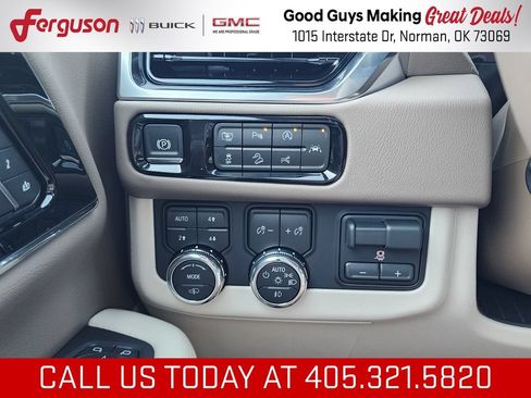 New 2026 GMC Yukon Denali w/ Denali Reserve Package AWD/4WD image 19