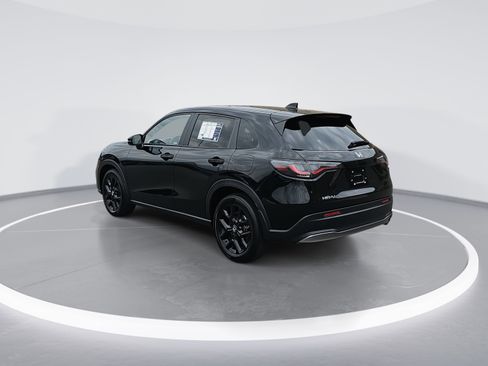 Used 2024 Honda HR-V Sport image 5