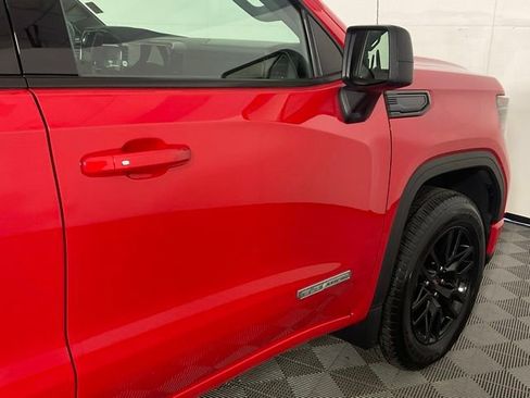 Used 2023 GMC Sierra 1500 Elevation AWD/4WD image 9