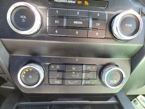 Used 2020 Ford F150 XLT w/ Equipment Group 302A Luxury AWD/4WD image 13