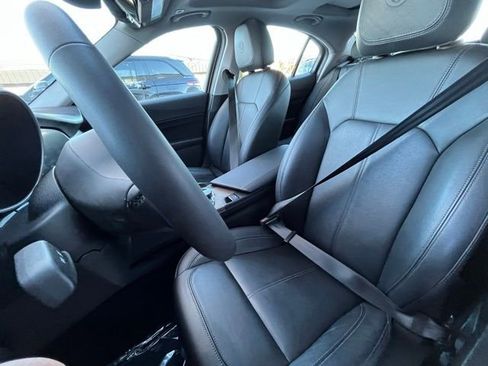 Used 2017 Alfa Romeo Giulia Ti image 21