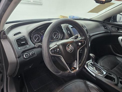 Used 2016 Buick Regal FWD image 11
