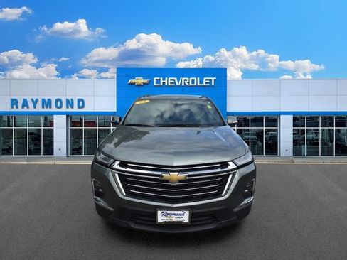 Certified 2023 Chevrolet Traverse LT FWD image 9