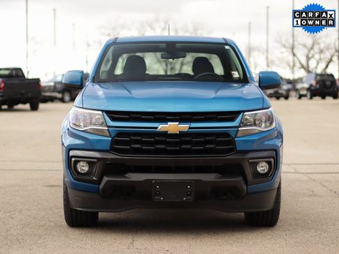 Used 2021 Chevrolet Colorado W/T w/ Custom Special Edition image 2