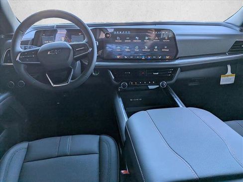 New 2026 Chevrolet Suburban RST w/ RST Capability Package image 14