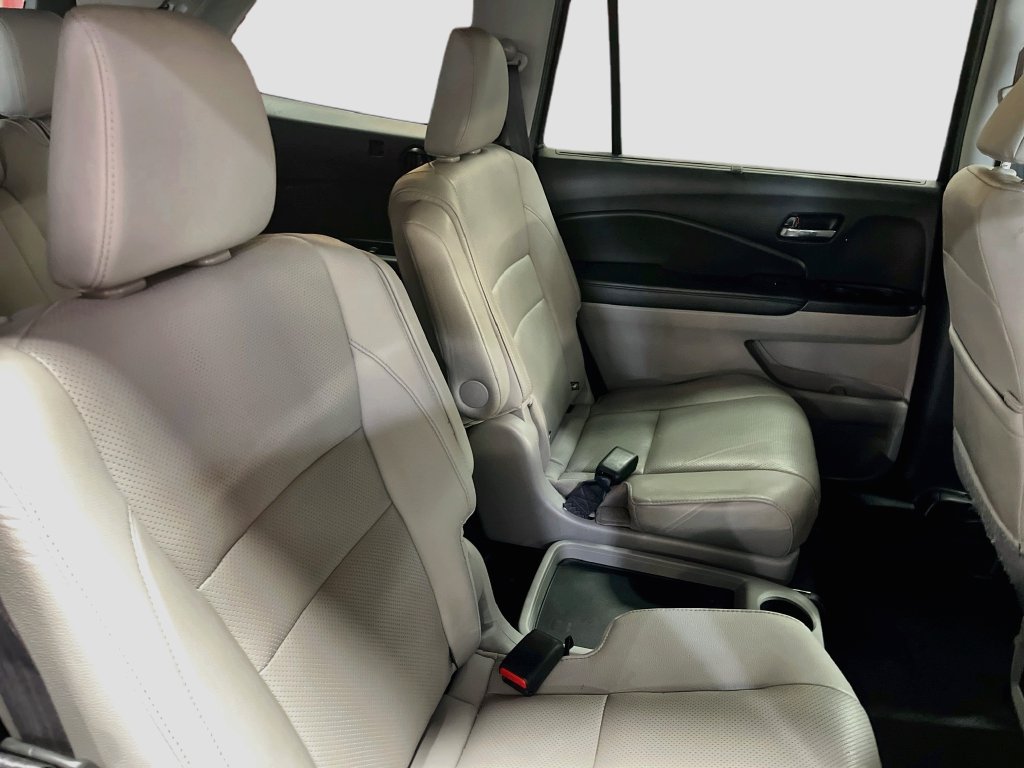 Used 2022 Honda Pilot Elite image 31