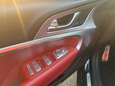 Used 2023 Genesis G70 2.0T w/ Sport Prestige Package image 11