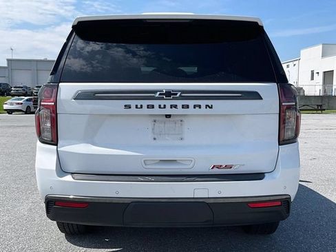 Used 2022 Chevrolet Suburban RST w/ Luxury Package AWD/4WD image 6