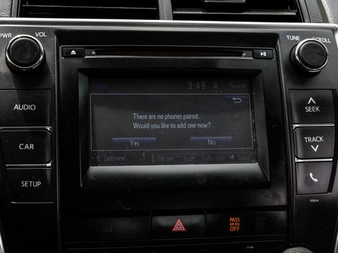 Used 2017 Toyota Camry SE w/ Protection Package (Q2) FWD image 35