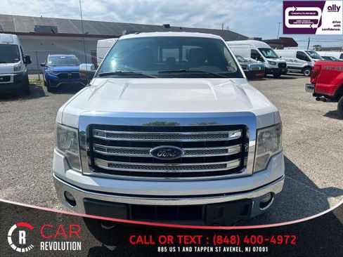 Used 2014 Ford F150 Lariat w/ Lariat Chrome Package image 2
