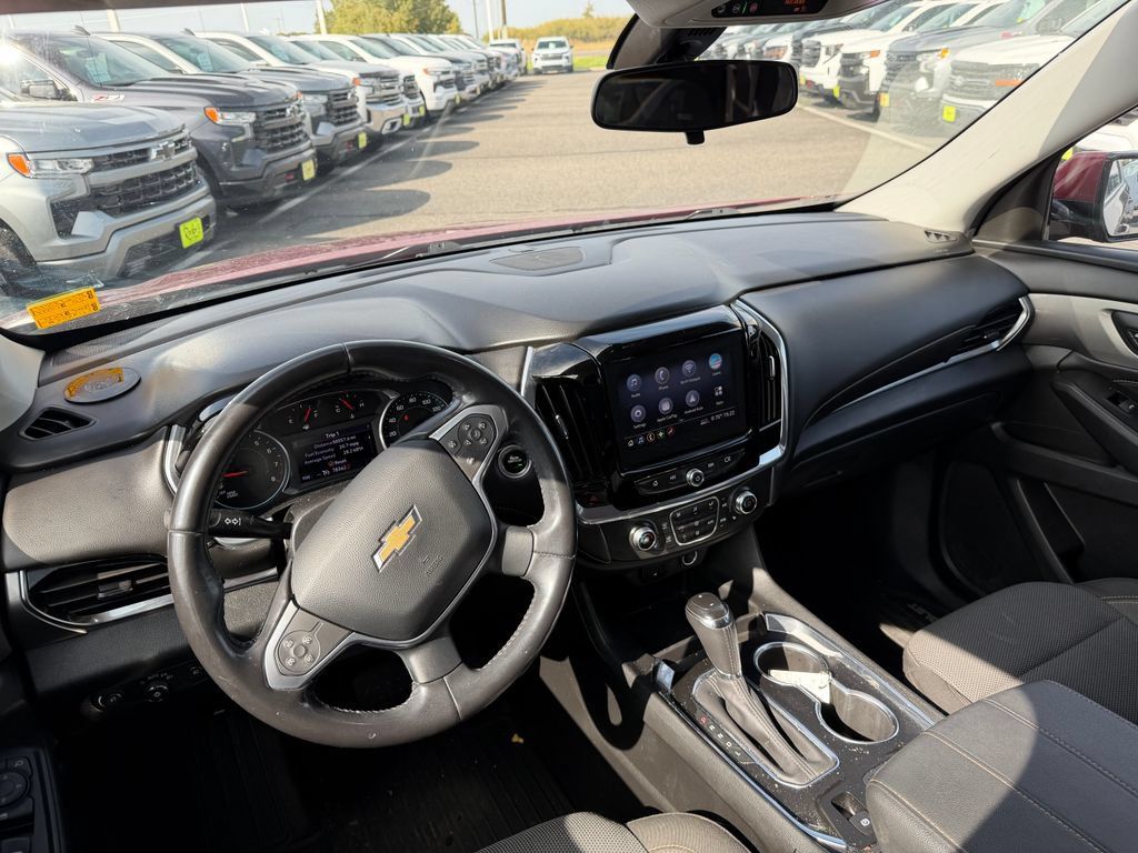Used 2020 Chevrolet Traverse LT AWD/4WD image 4