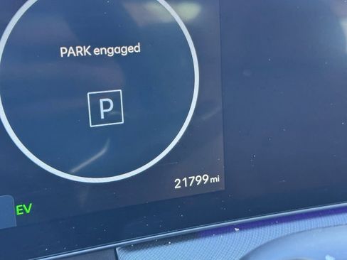 Used 2025 Hyundai Sonata Limited image 22