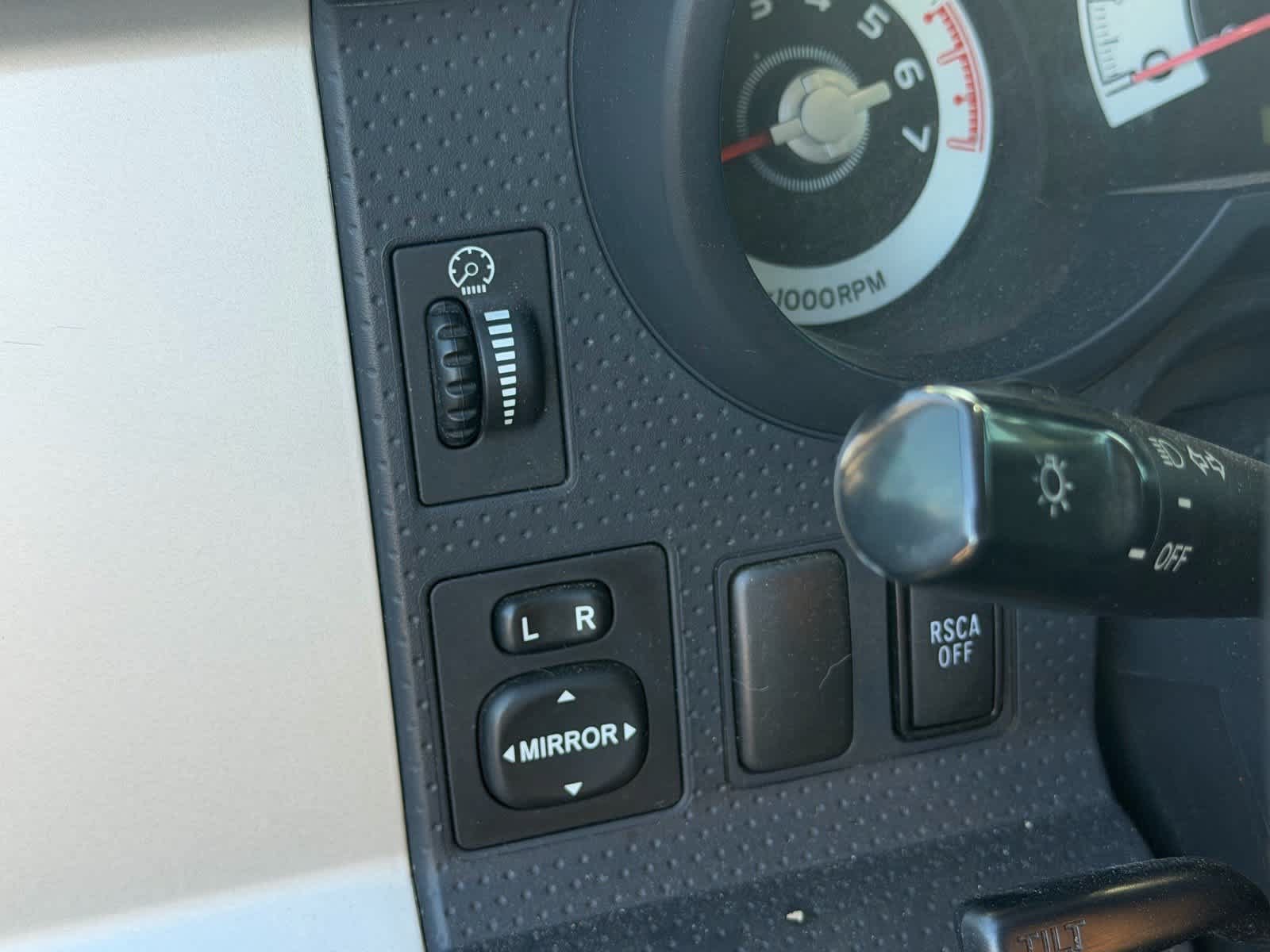 Used 2010 Toyota FJ Cruiser 4WD image 17