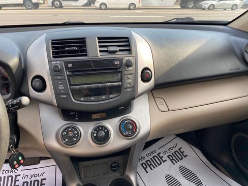 Used 2007 Toyota RAV4 2WD image 32