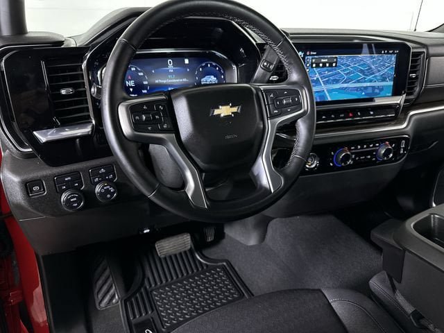 Used 2023 Chevrolet Silverado 1500 LT AWD/4WD image 21