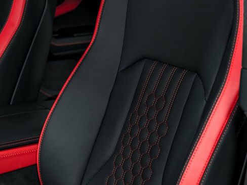 Used 2025 Lamborghini Urus SE image 23