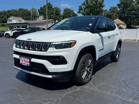 Used 2022 Jeep Compass Limited w/ Elite Group AWD/4WD image 3