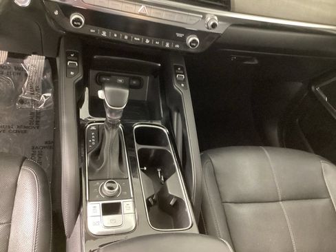 Used 2022 Kia Telluride EX w/ EX Premium Package AWD/4WD image 16