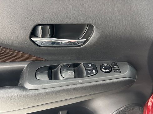 Used 2023 Nissan Kicks SR w/ Interior Electronics Package image 20