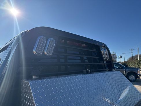 Used 2023 GMC Sierra 3500 Denali w/ Denali Ultimate Package image 12