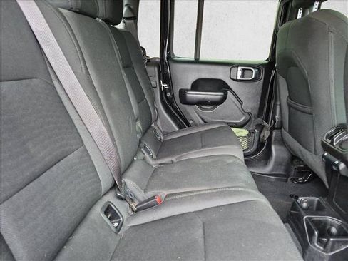 Used 2020 Jeep Gladiator Sport w/ Quick Order Package 23S AWD/4WD image 18