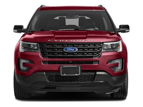 Used 2017 Ford Explorer Sport w/ Equipment Group 401A AWD/4WD image 7