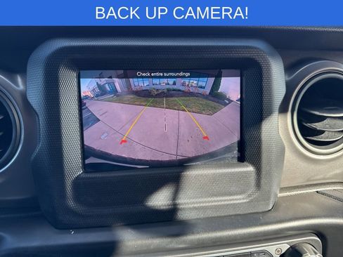 Used 2021 Jeep Wrangler Unlimited Sport image 3