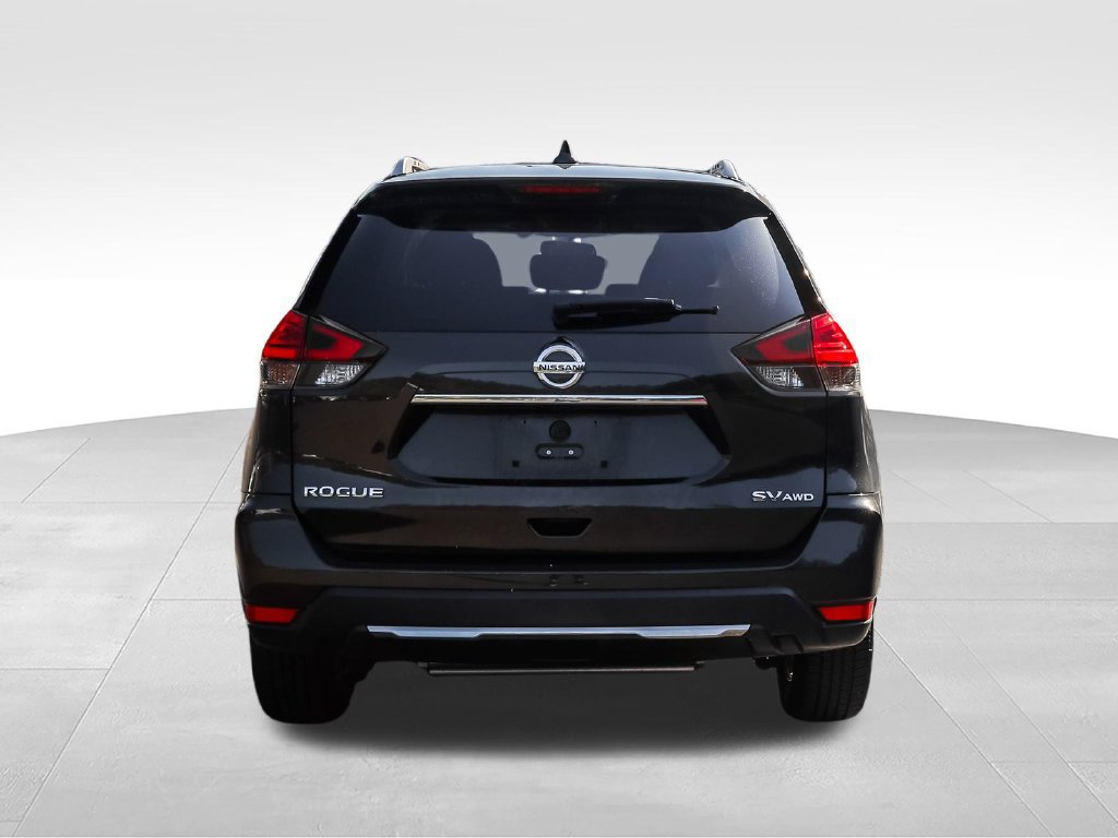 Used 2017 Nissan Rogue SV AWD/4WD image 5