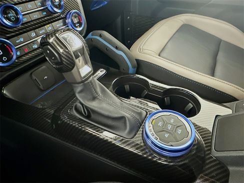 Used 2024 Ford Bronco Wildtrak image 17