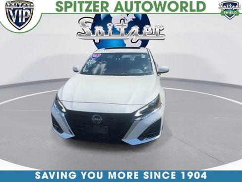 Used 2023 Nissan Altima 2.5 SV w/ SV Premium Package AWD/4WD image 5