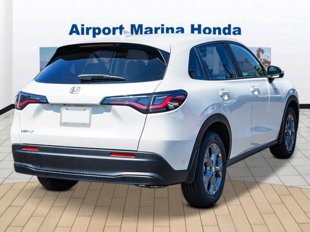 New 2027 Honda HR-V LX image 4