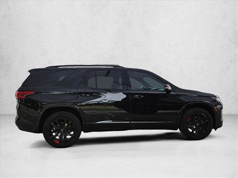Used 2023 Chevrolet Traverse Premier w/ Redline Edition FWD image 4