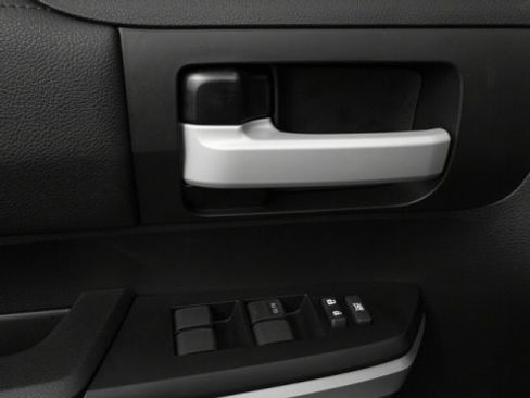 Used 2017 Toyota Tundra SR5 image 20