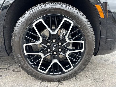 Used 2023 Chevrolet Blazer RS w/ Driver Confidence II Package AWD/4WD image 9