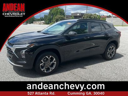 New 2025 Chevrolet Trax LT w/ Driver Confidence Package