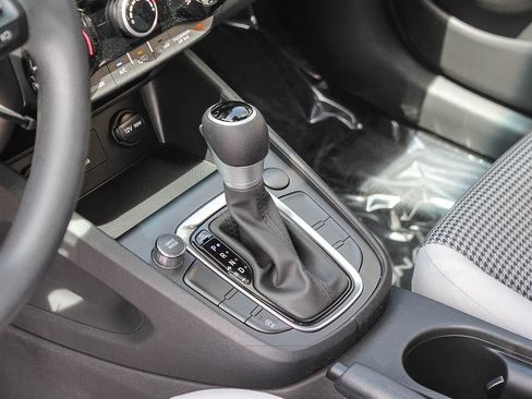 Certified 2023 Hyundai Kona SE FWD image 24