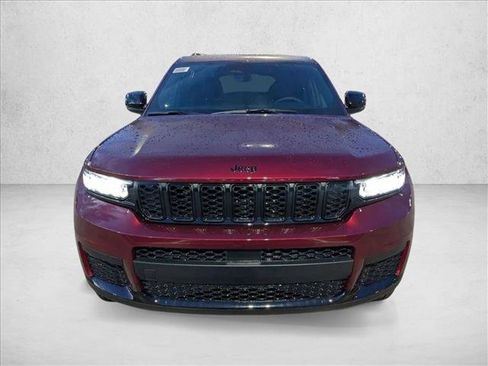 New 2025 Jeep Grand Cherokee L Altitude image 6