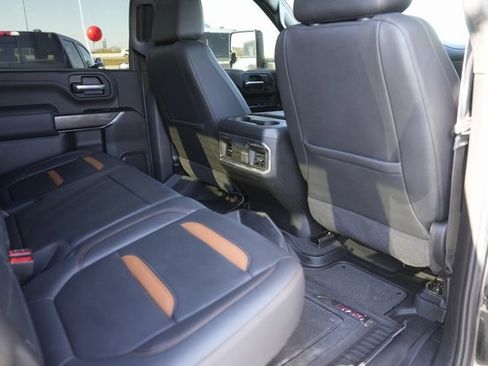 Used 2022 GMC Sierra 2500 AT4 w/ AT4 Preferred Package image 15