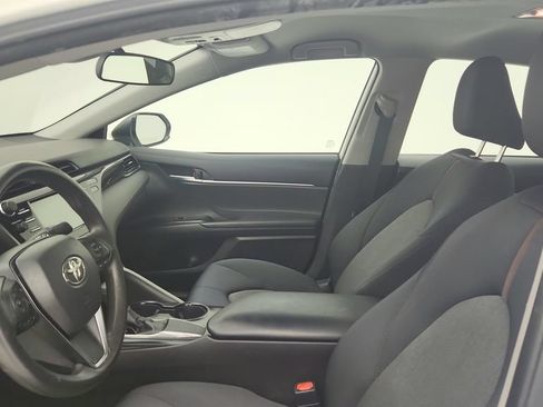 Used 2019 Toyota Camry LE FWD image 10