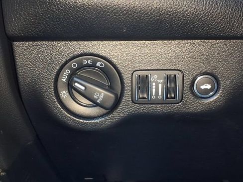 Used 2020 Dodge Challenger SXT w/ Blacktop Package RWD image 17