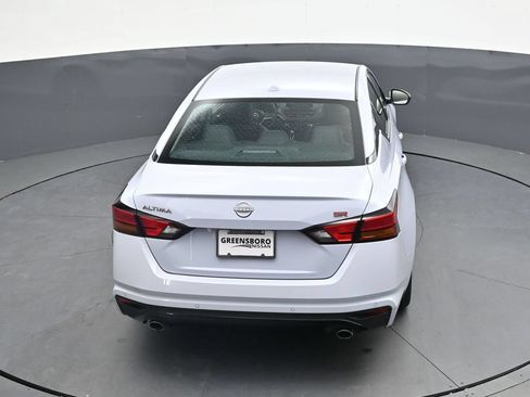 Used 2025 Nissan Altima 2.5 SR FWD image 28