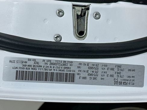 Used 2018 RAM 1500 Express w/ Express Value Package image 31