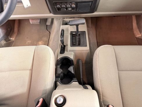 Used 2006 Jeep Wrangler Rubicon AWD/4WD image 25