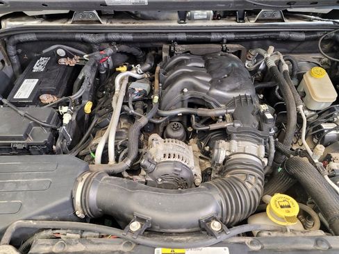 Used 2016 Jeep Wrangler Sport AWD/4WD image 30