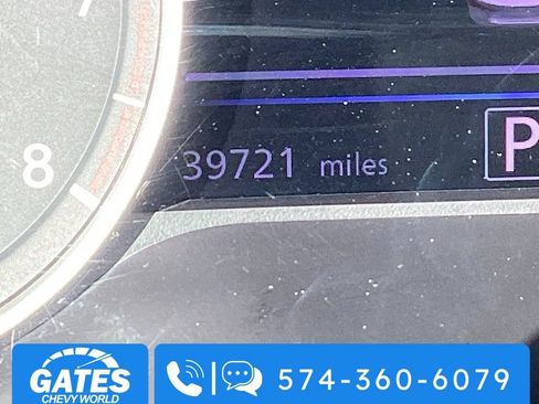 Used 2025 Nissan Sentra SR FWD image 4