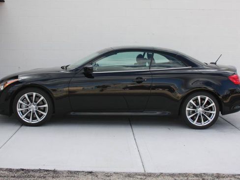 Used 2009 INFINITI G37 Convertible w/ Premium Pkg RWD image 28