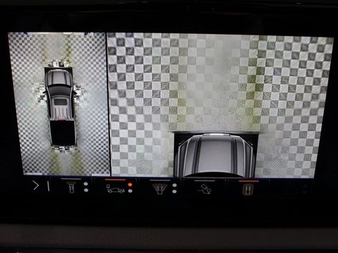 Used 2024 GMC Sierra 1500 AT4 image 18