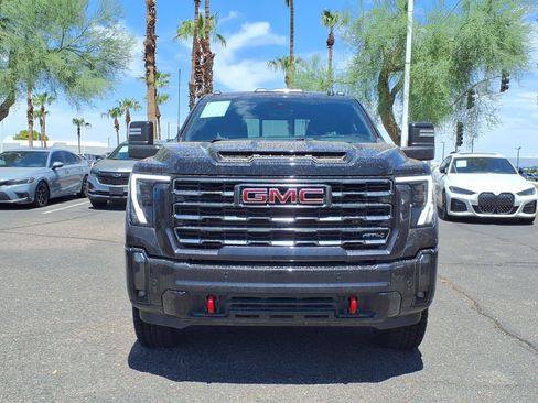 Used 2024 GMC Sierra 2500 AT4 w/ Technology Package AWD/4WD image 2